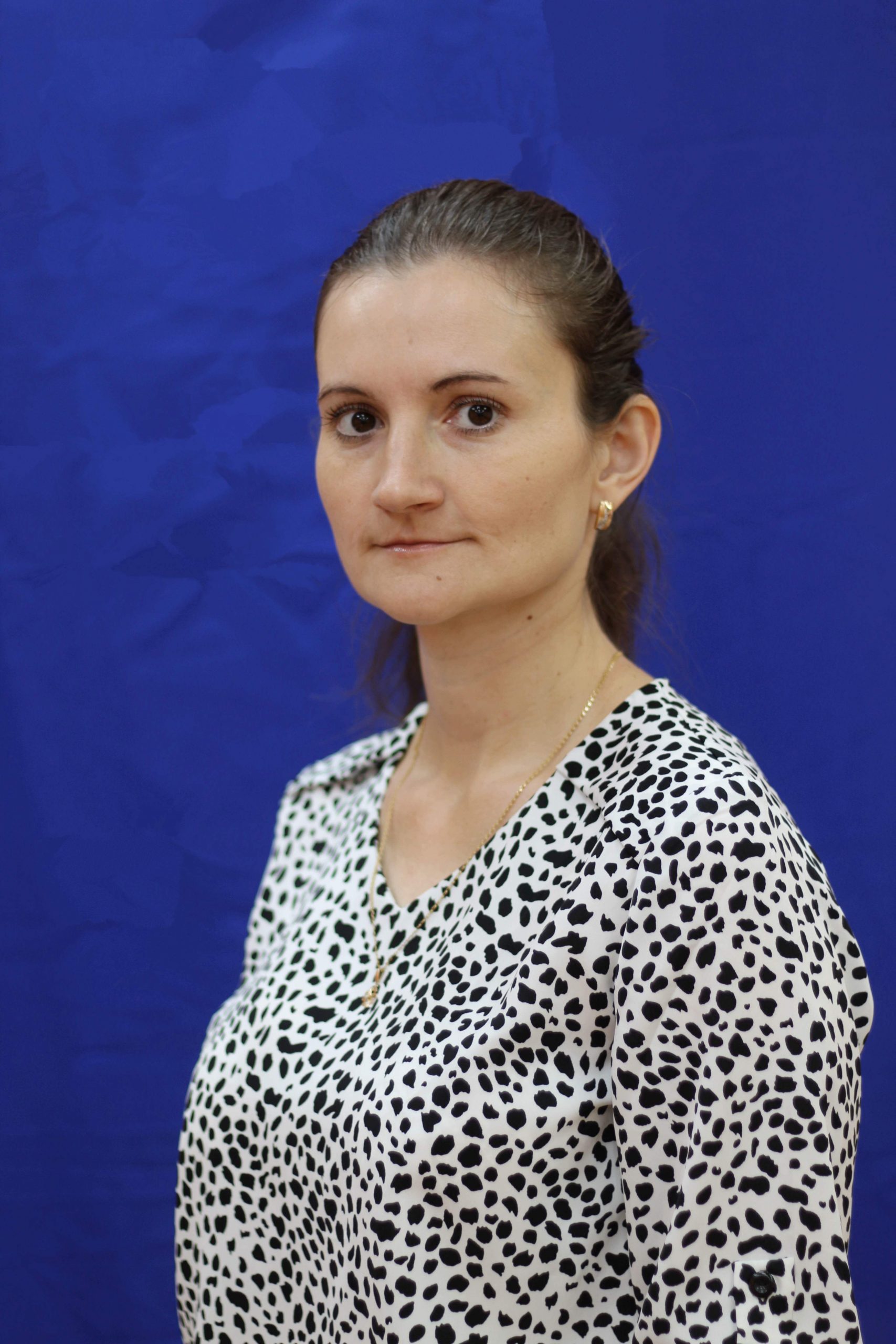 Арапова Эльвира Николаевна.